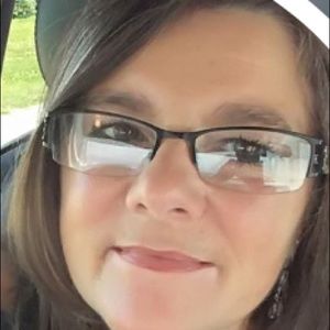 Meet your Posher, Kelli